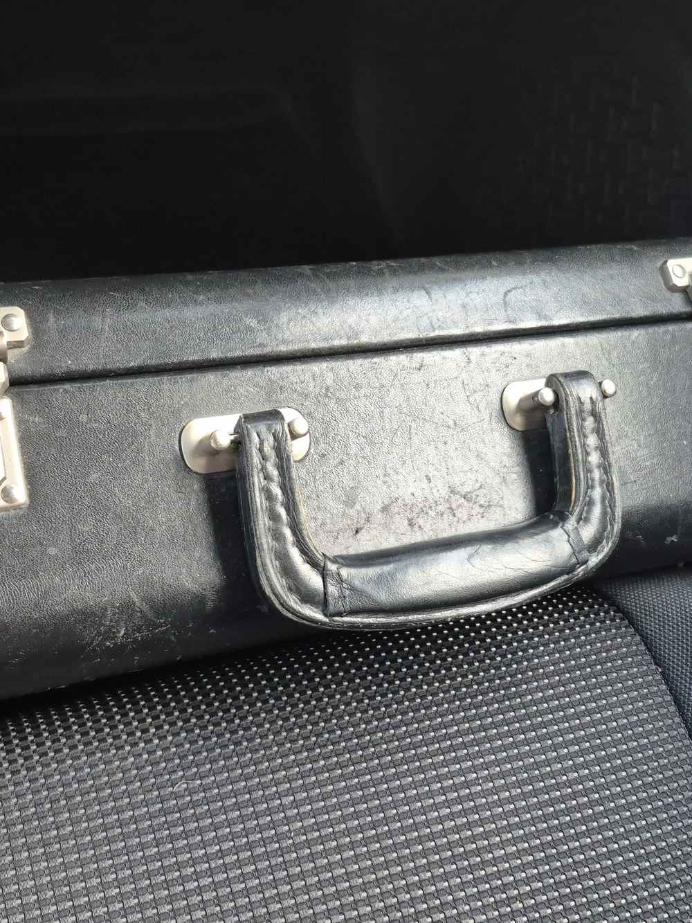 Classic Black Leather Briefcase with Stitched Handle